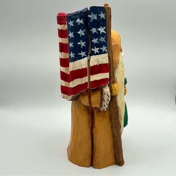 Captured Carvings by A Costanza 178 of 3000 Grand Ole Flag Santa Resin Limited - Picture 4 of 17
